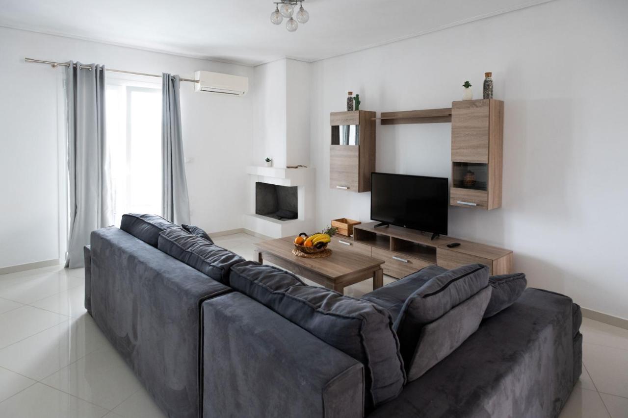 Iridanos Apartments Скиатос Экстерьер фото
