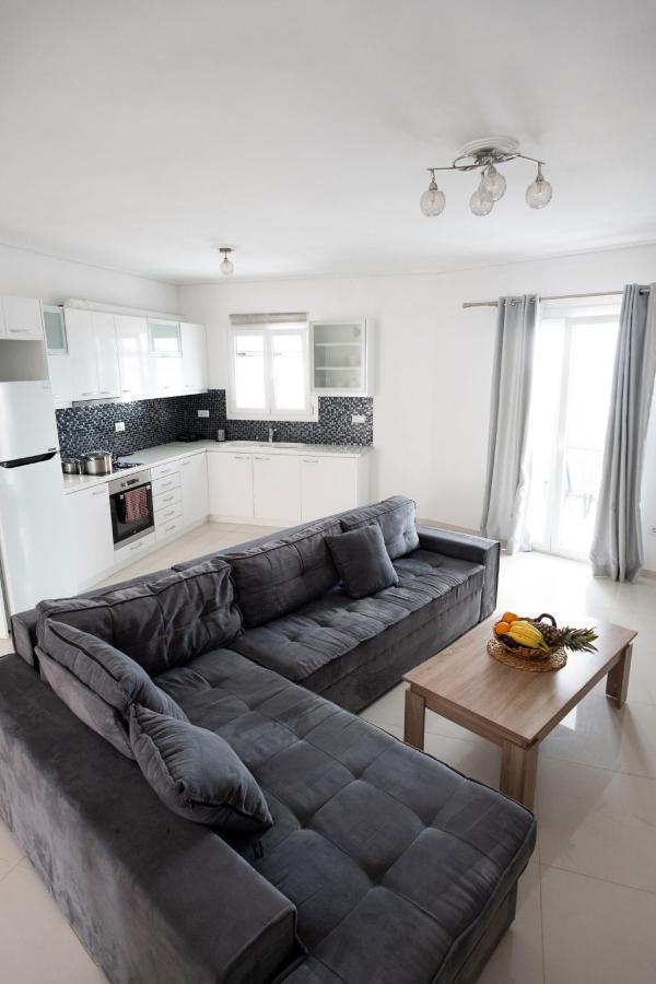 Iridanos Apartments Скиатос Экстерьер фото
