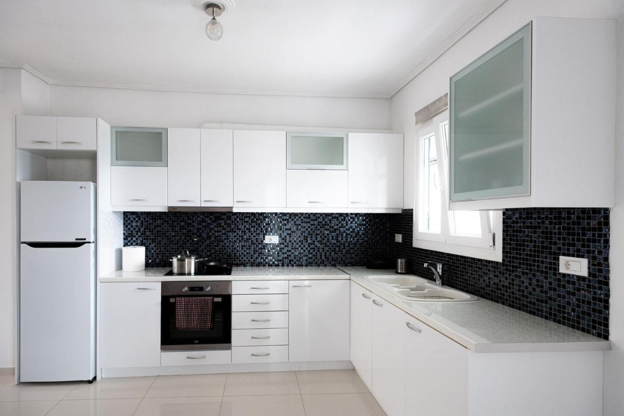 Iridanos Apartments Скиатос Экстерьер фото