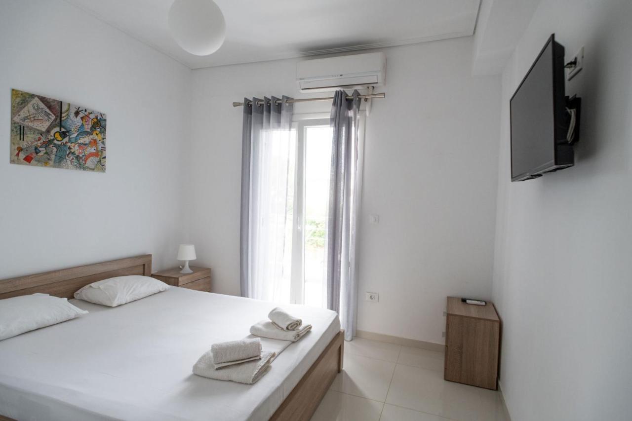 Iridanos Apartments Скиатос Экстерьер фото