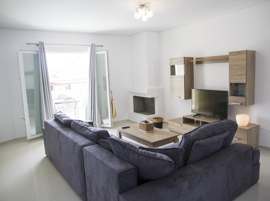 Iridanos Apartments Скиатос Экстерьер фото
